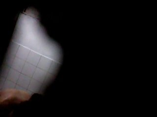 Два молодых перца трахнули растягивает анал развратную мамочку
